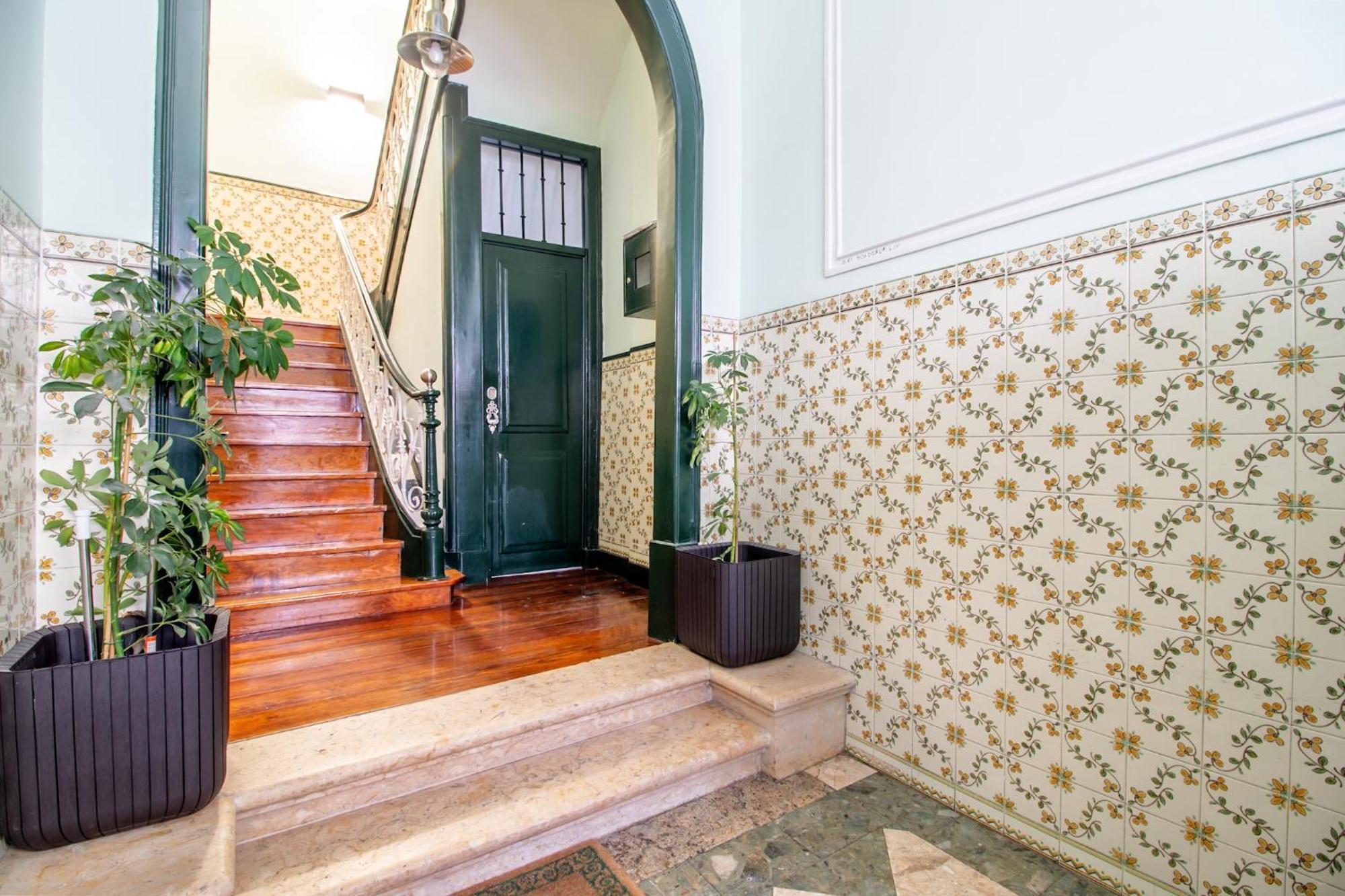 Arroios - Second Floor Hotel Lisboa Ngoại thất bức ảnh
